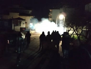 Στη Δικαιοσύνη οι συλληφθέντες για τα επεισόδια έξω από το σπίτι της βουλευτού του ΣΥΡΙΖΑ